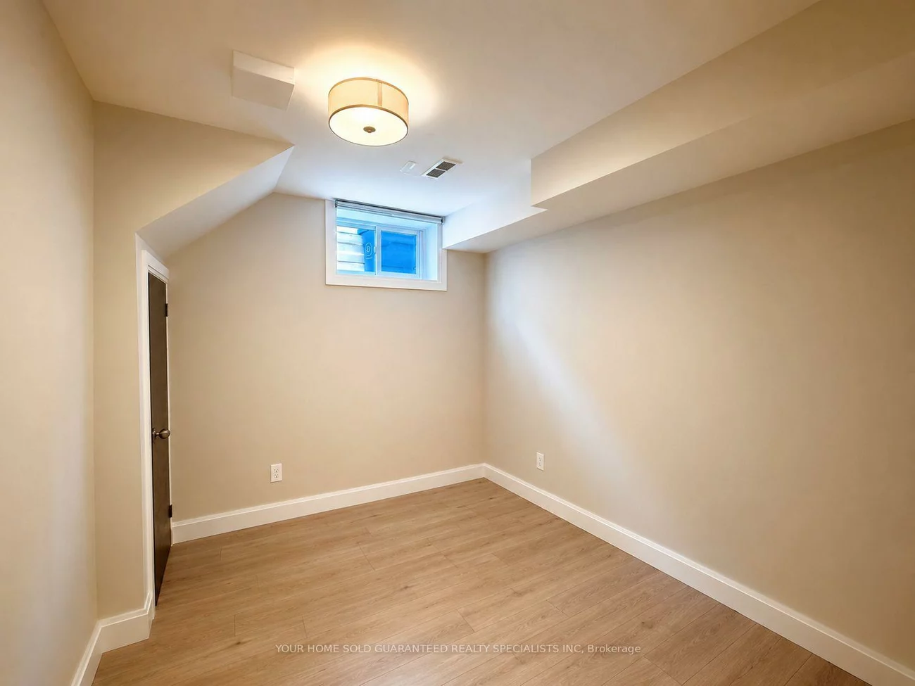 15B, Aurora Heights, Aurora Heights, Aurora