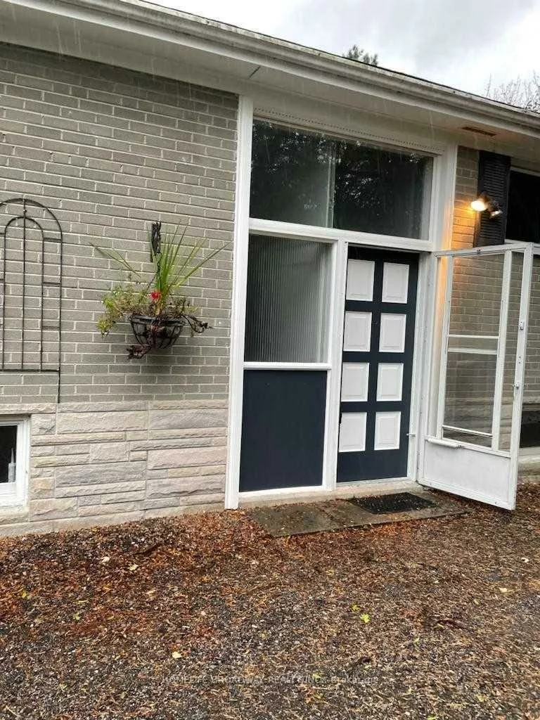 21, Algonquin, Aurora Heights, Aurora