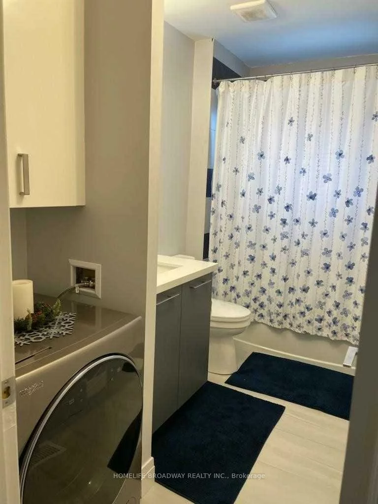 21, Algonquin, Aurora Heights, Aurora