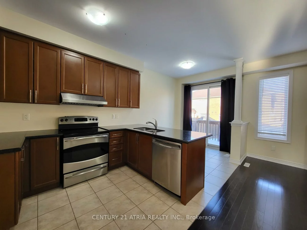 108, Lewis Honey, Bayview Northeast, Aurora
