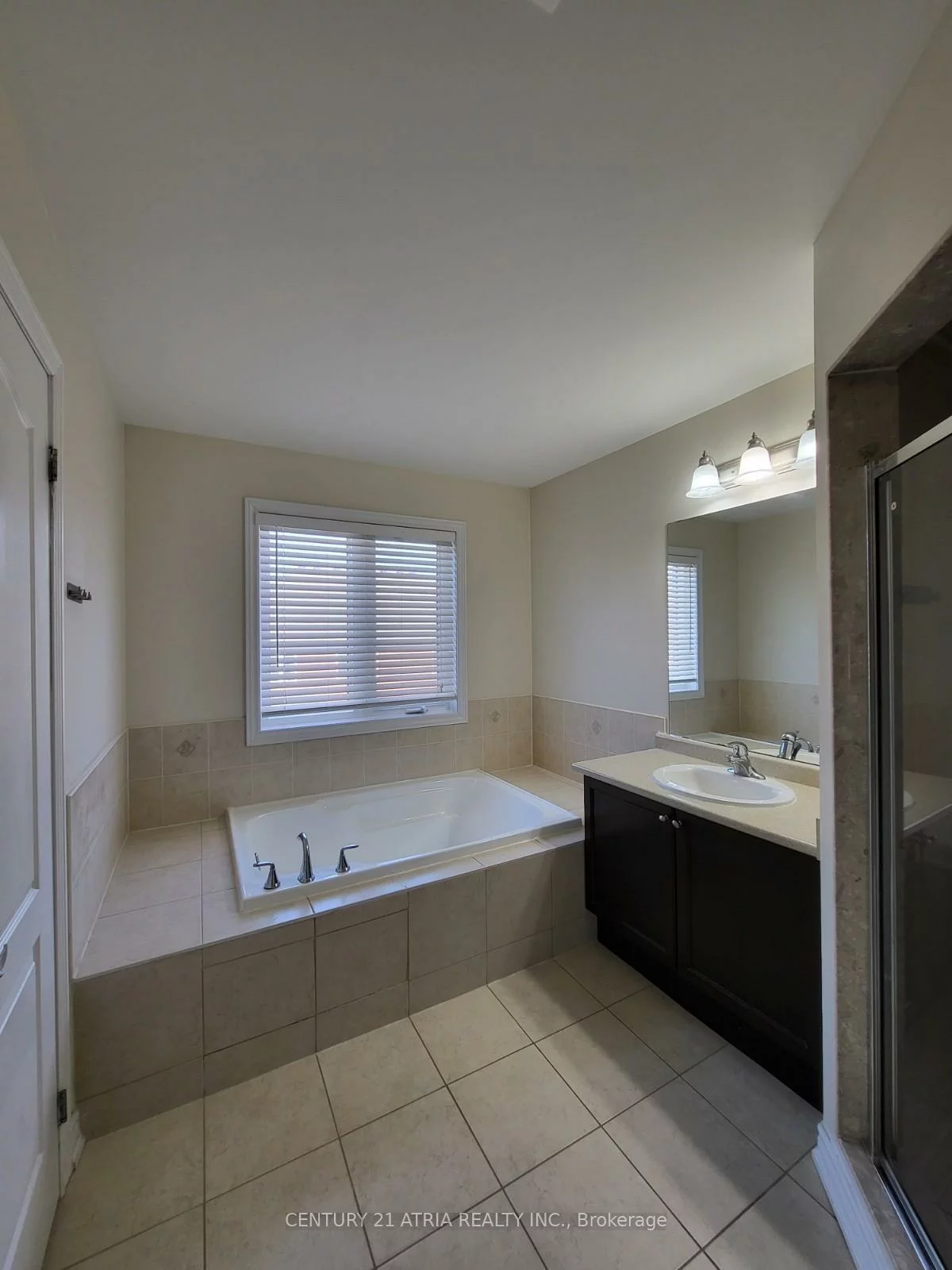 108, Lewis Honey, Bayview Northeast, Aurora