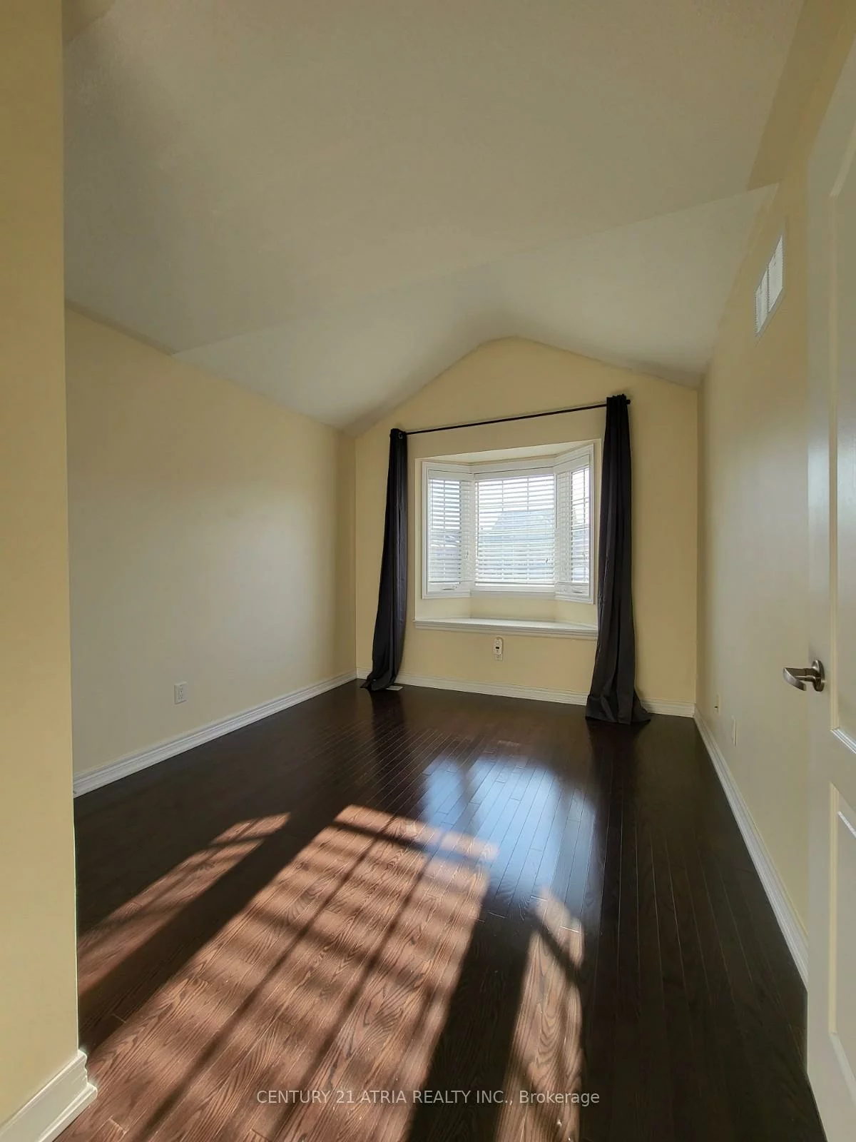 108, Lewis Honey, Bayview Northeast, Aurora