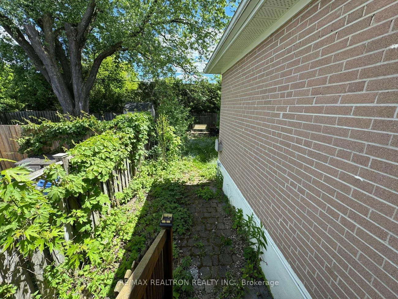 93, Aurora Heights, Aurora Heights, Aurora