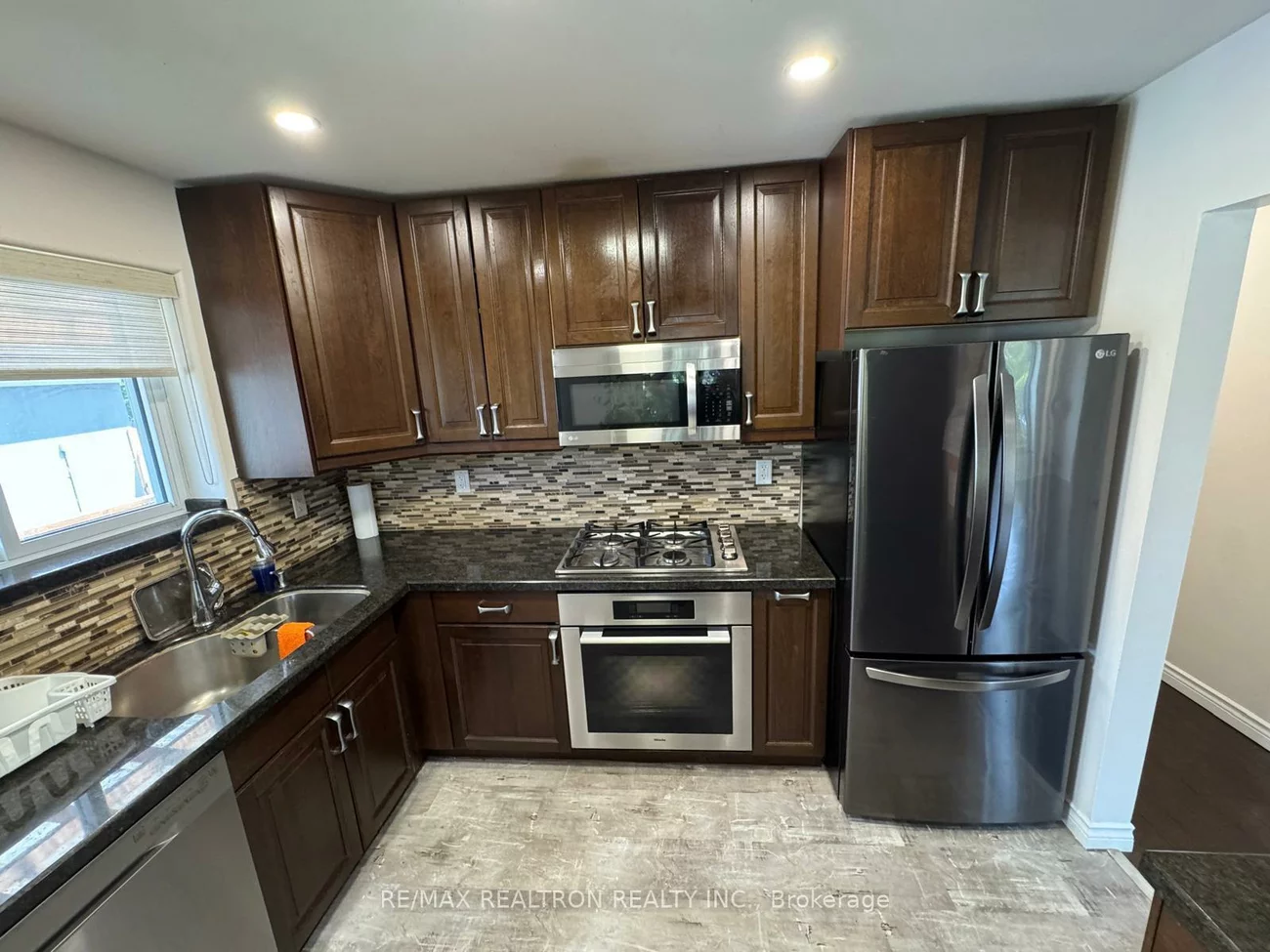 93, Aurora Heights, Aurora Heights, Aurora