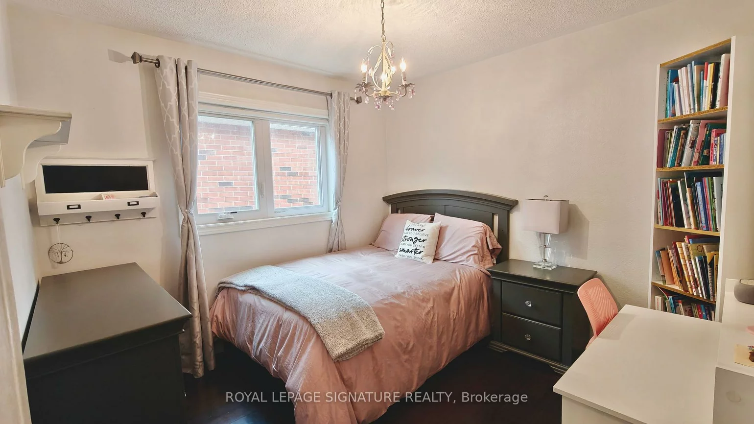 14, Ostick, Bayview Wellington, Aurora