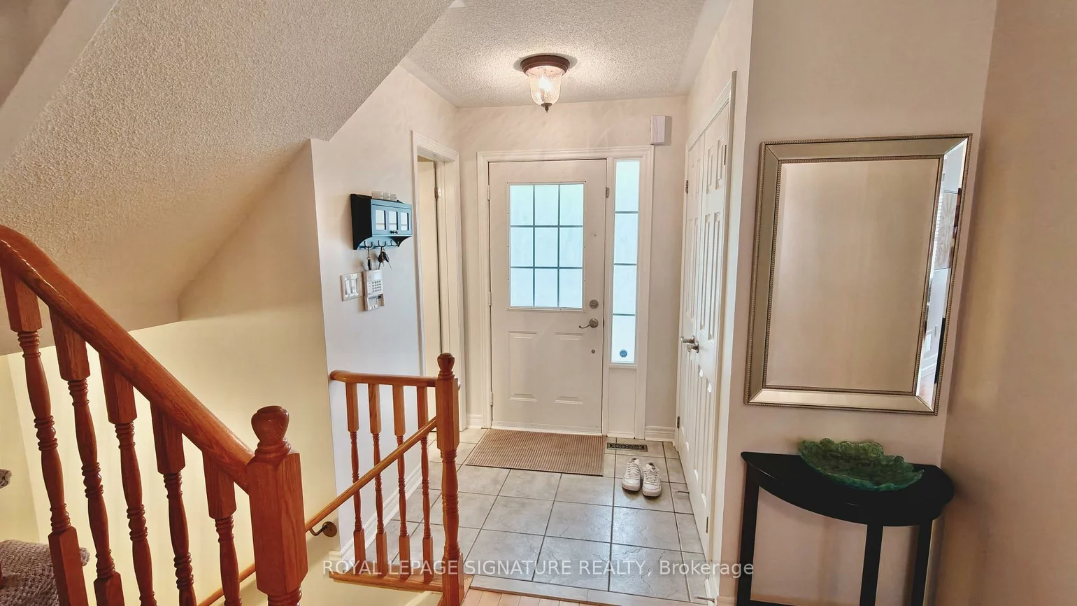14, Ostick, Bayview Wellington, Aurora