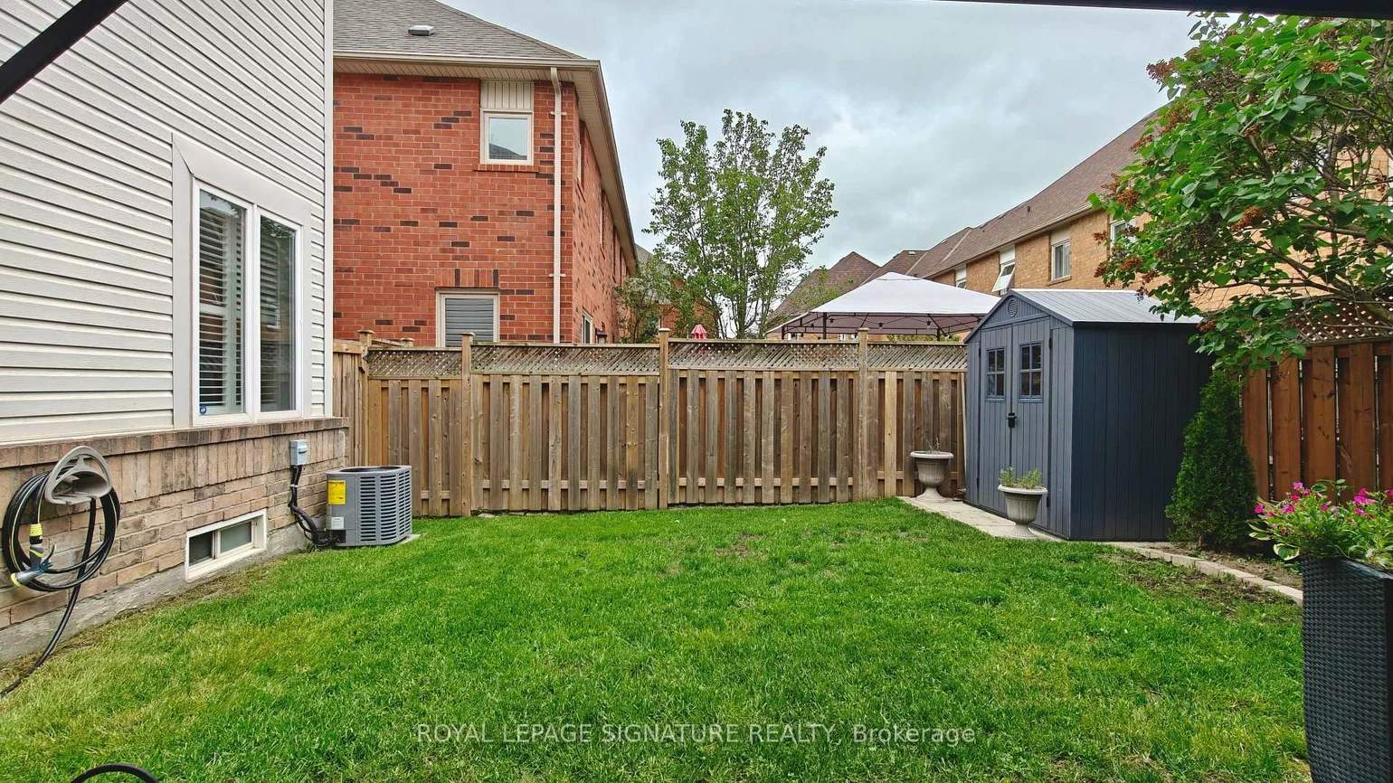 14, Ostick, Bayview Wellington, Aurora