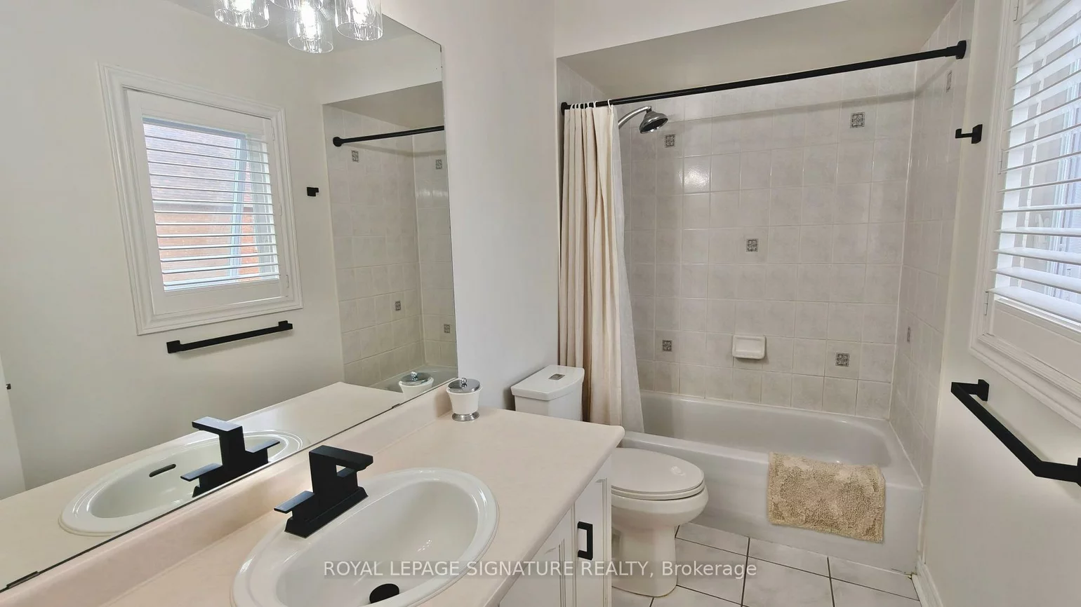 14, Ostick, Bayview Wellington, Aurora