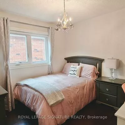 14, Ostick, Bayview Wellington, Aurora