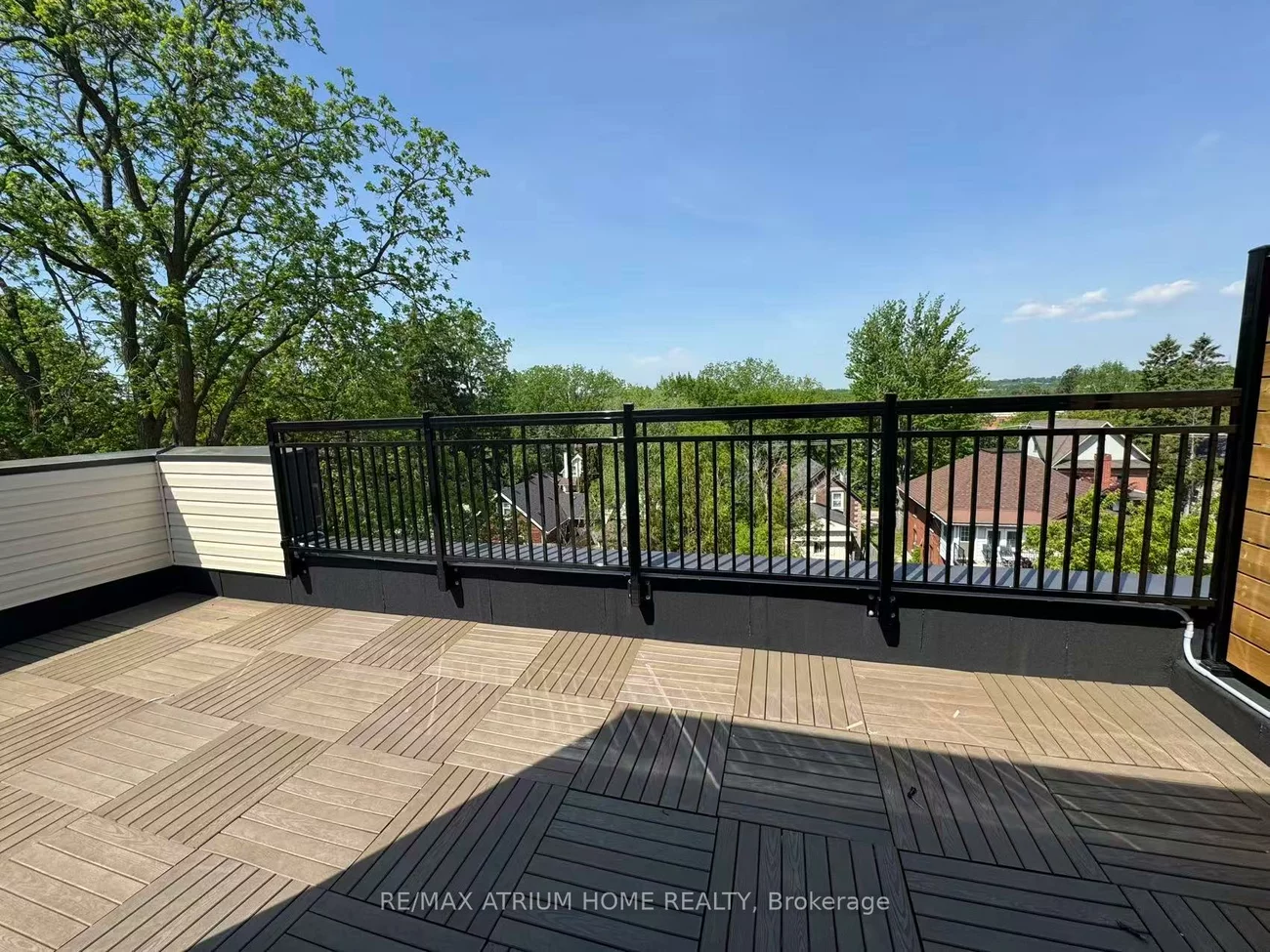 15100, Yonge, Aurora Village, Aurora