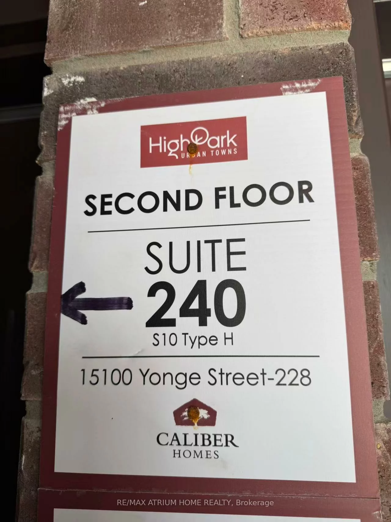 15100, Yonge, Aurora Village, Aurora