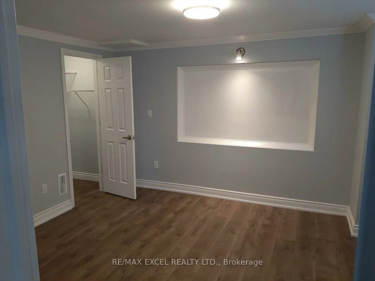 276, Degraaf, Bayview Northeast, Aurora