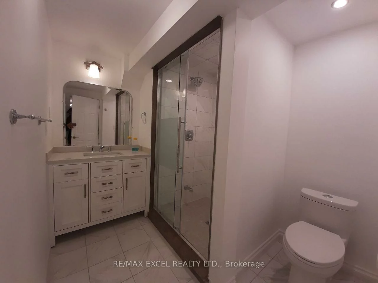 276, Degraaf, Bayview Northeast, Aurora