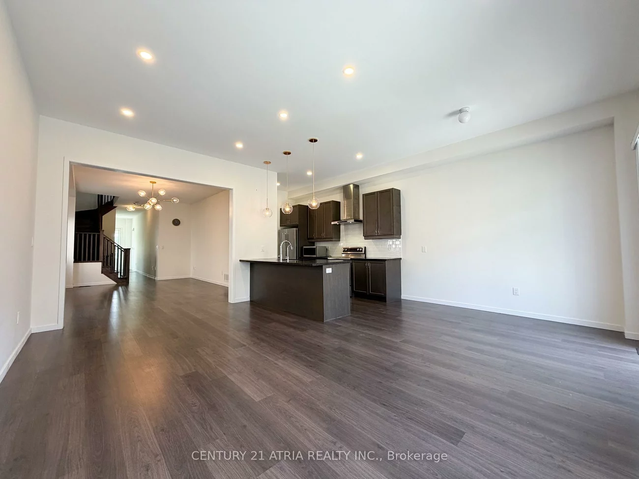 405, Elyse, Bayview Northeast, Aurora