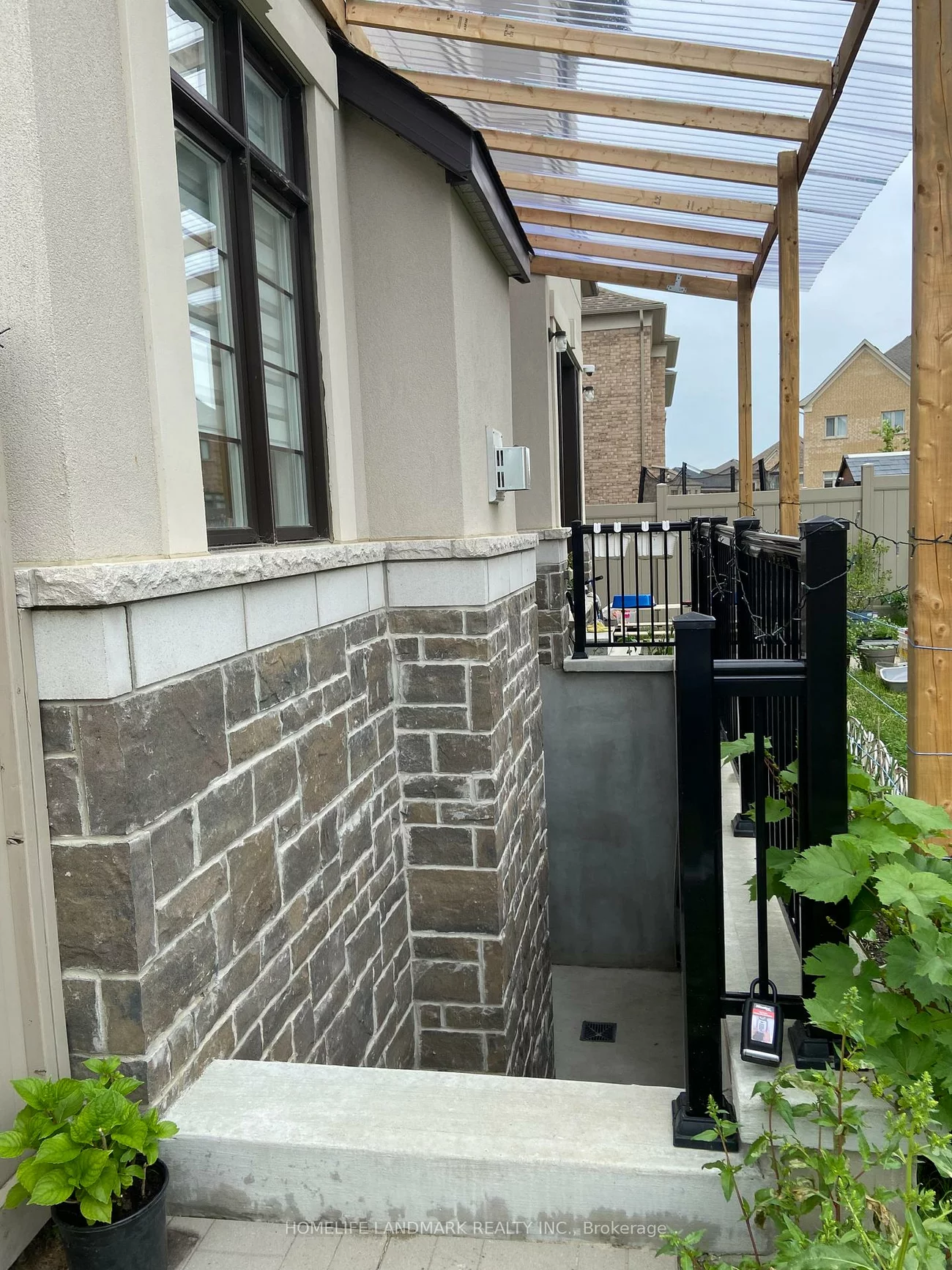 143, Botelho, Bayview Southeast, Aurora