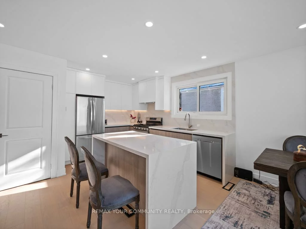 11, Webster, Aurora Highlands, Aurora