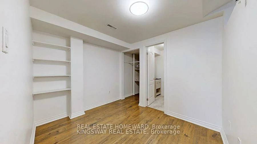 117, Primeau, Aurora Grove, Aurora