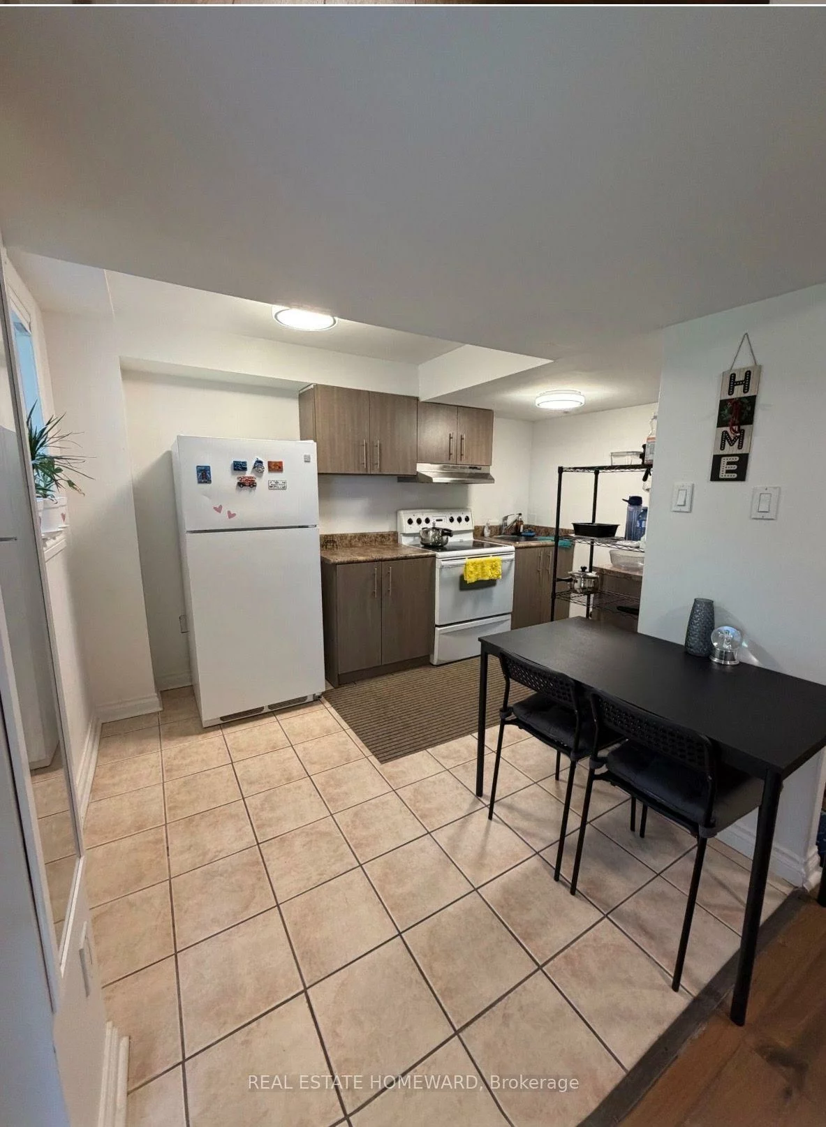 117, Primeau, Aurora Grove, Aurora
