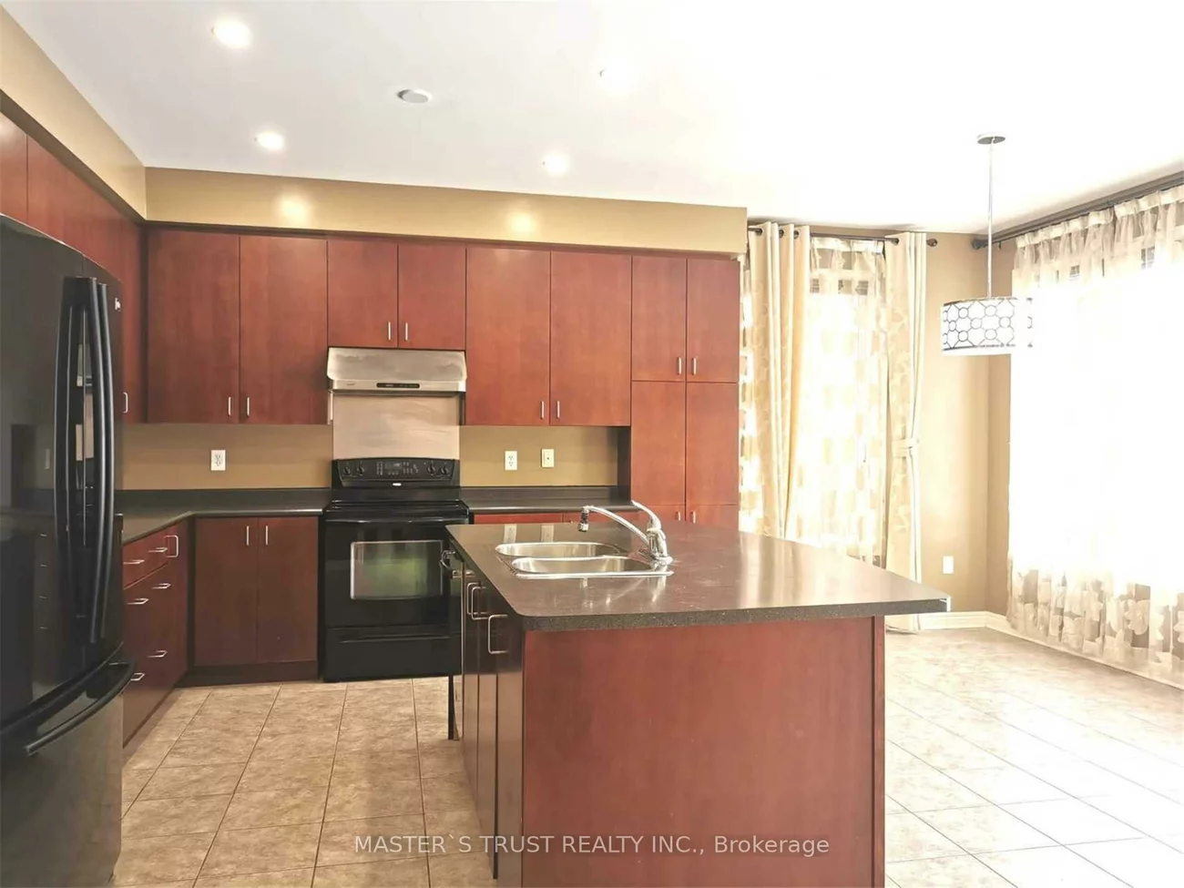 213, River Ridge, Bayview Northeast, Aurora