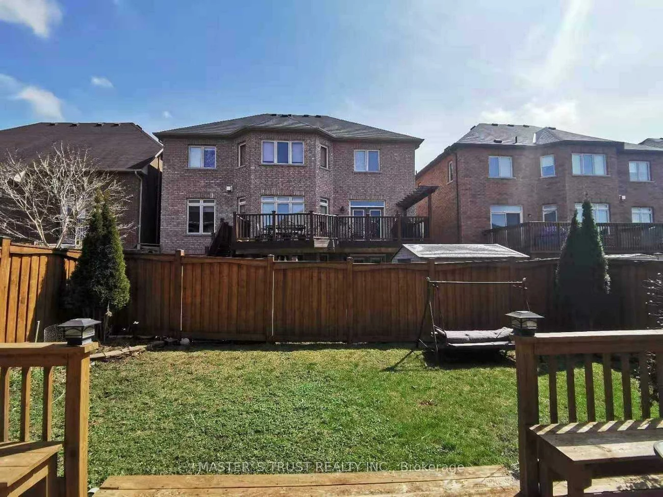 213, River Ridge, Bayview Northeast, Aurora