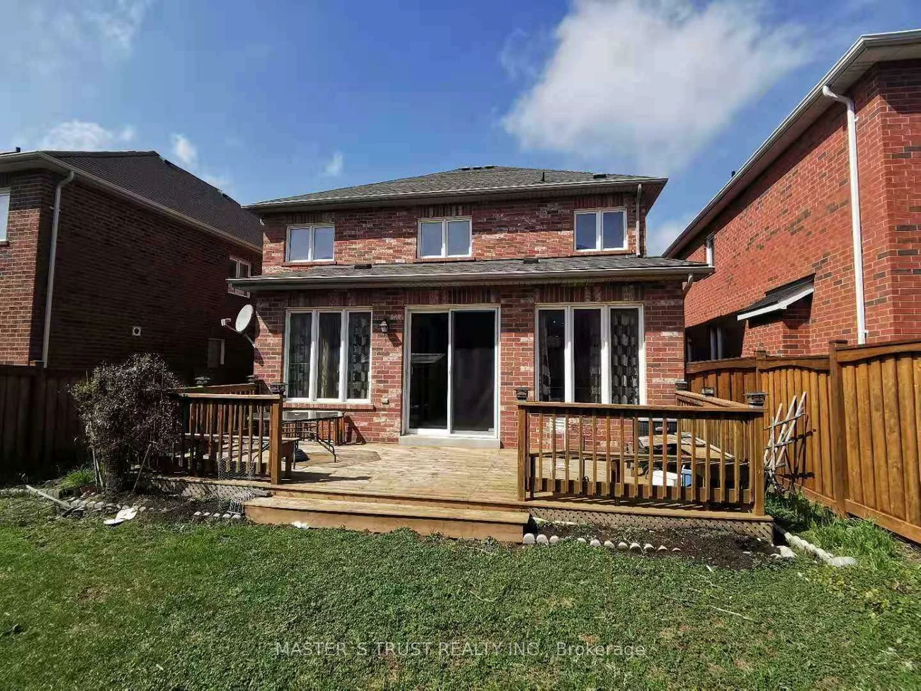 213, River Ridge, Bayview Northeast, Aurora