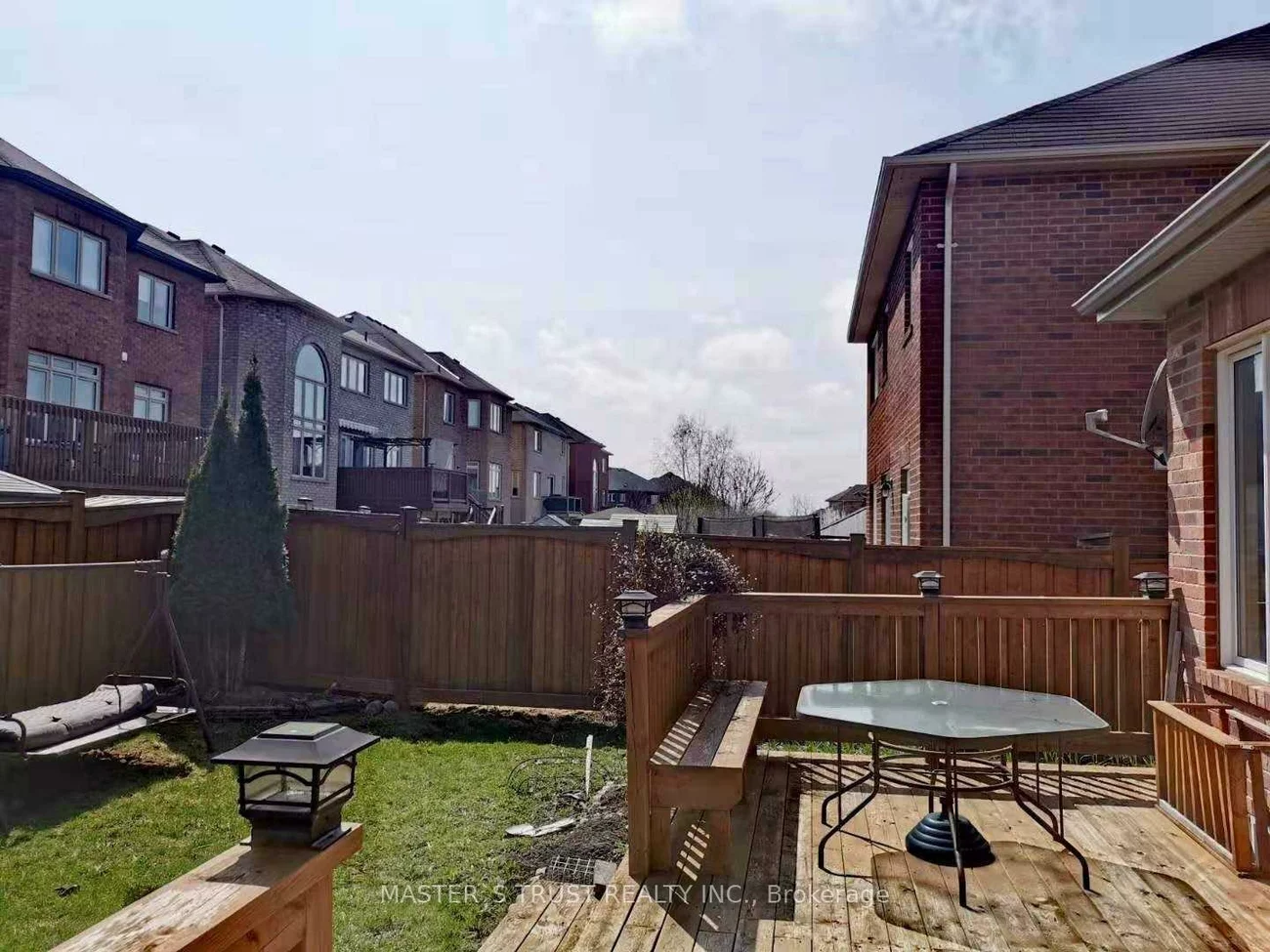213, River Ridge, Bayview Northeast, Aurora