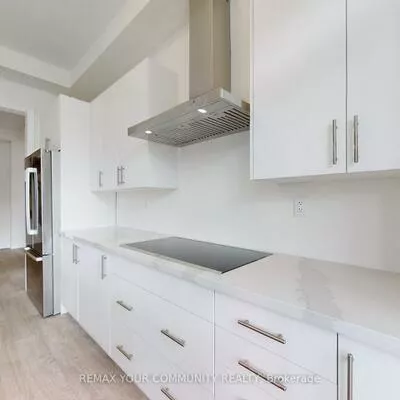105, Halldorson, Bayview Northeast, Aurora