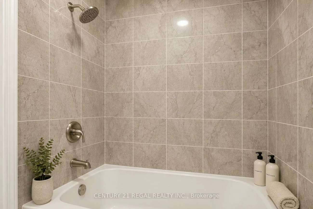 30, Gunton, Bayview Northeast, Aurora
