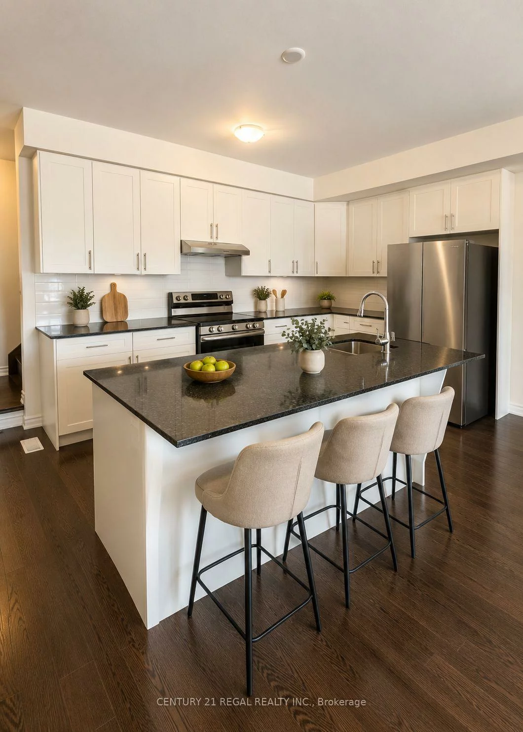 30, Gunton, Bayview Northeast, Aurora