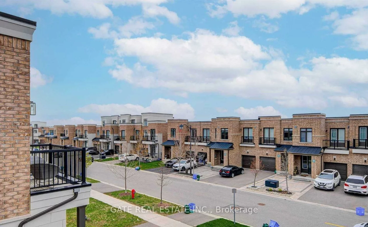 189, Elyse, Bayview Northeast, Aurora