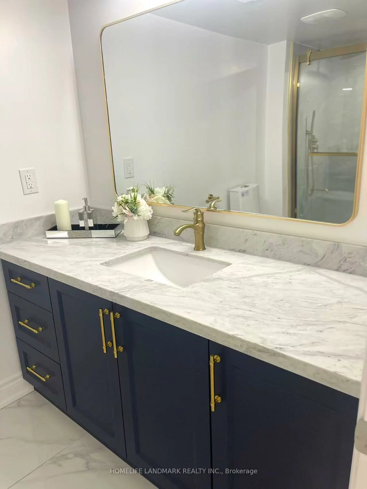 252, Borealis, Bayview Northeast, Aurora