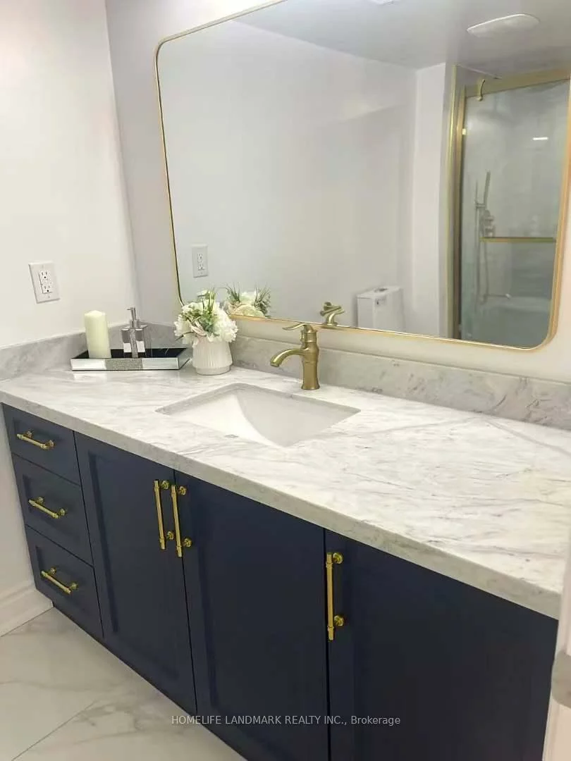 252, Borealis, Bayview Northeast, Aurora
