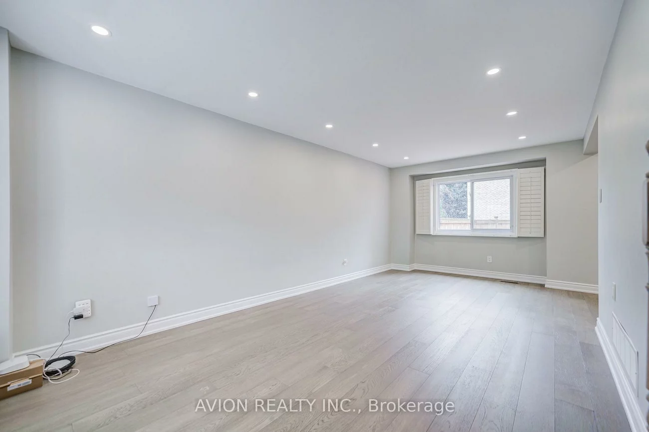 9, Falan Heights, Aurora Heights, Aurora