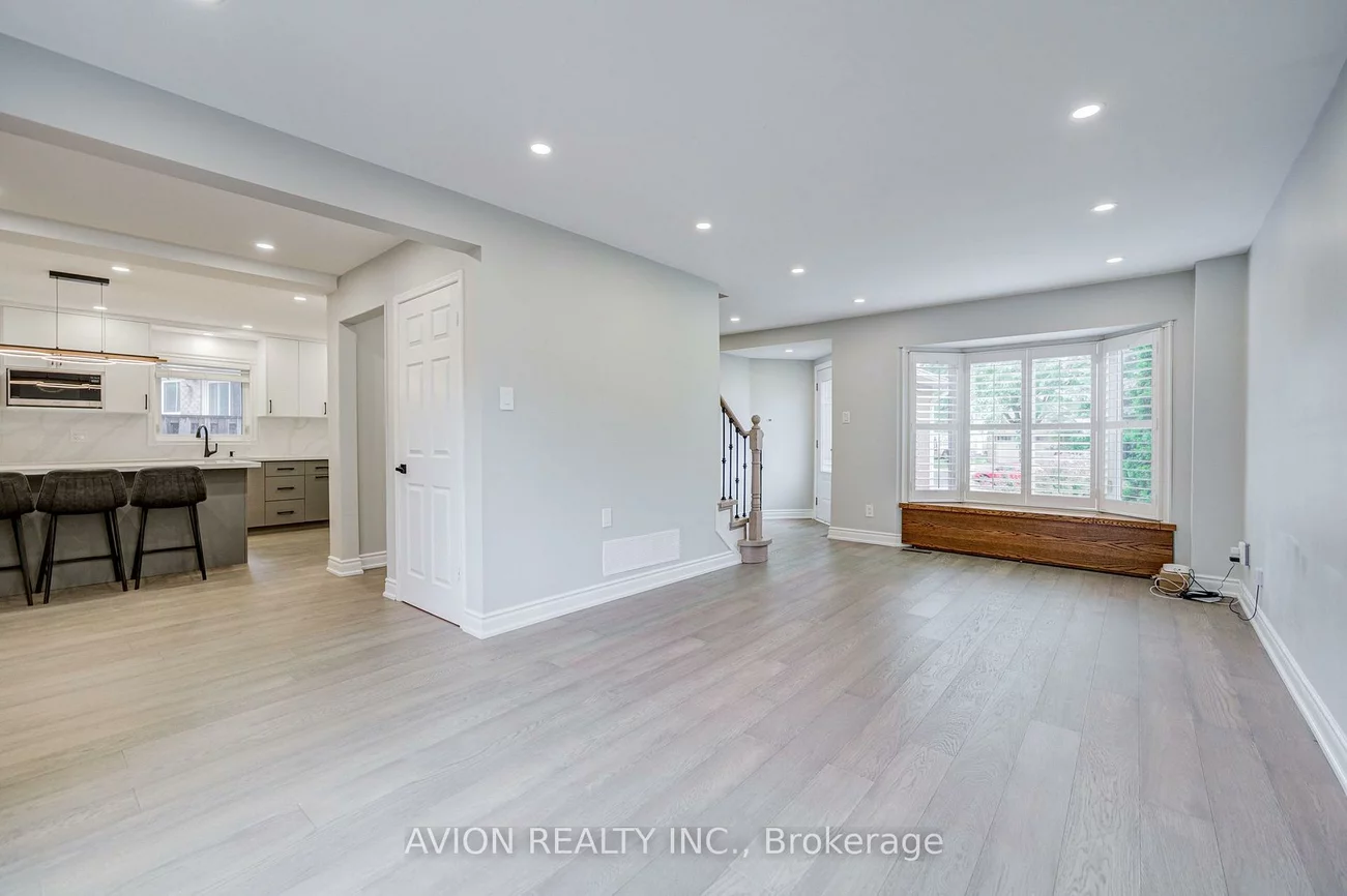 9, Falan Heights, Aurora Heights, Aurora