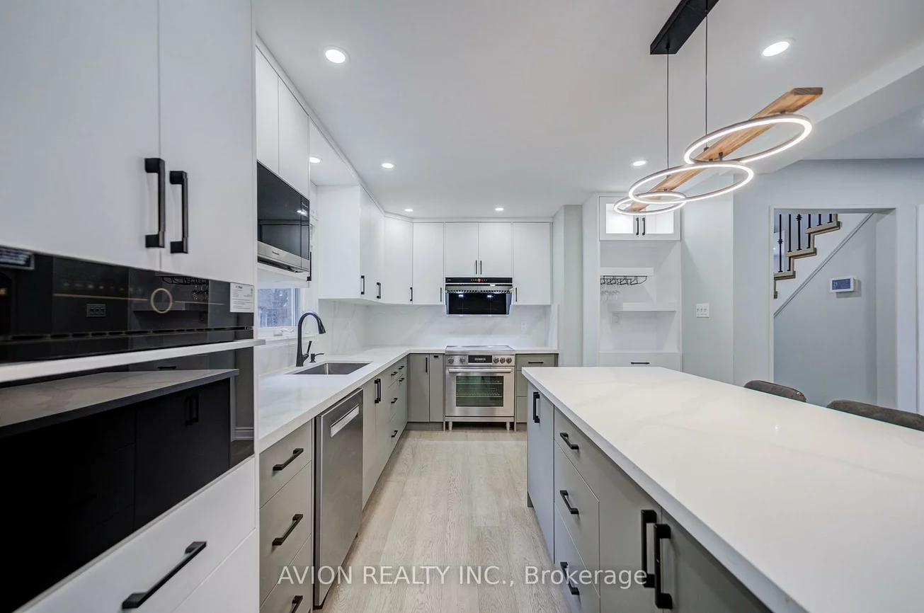 9, Falan Heights, Aurora Heights, Aurora