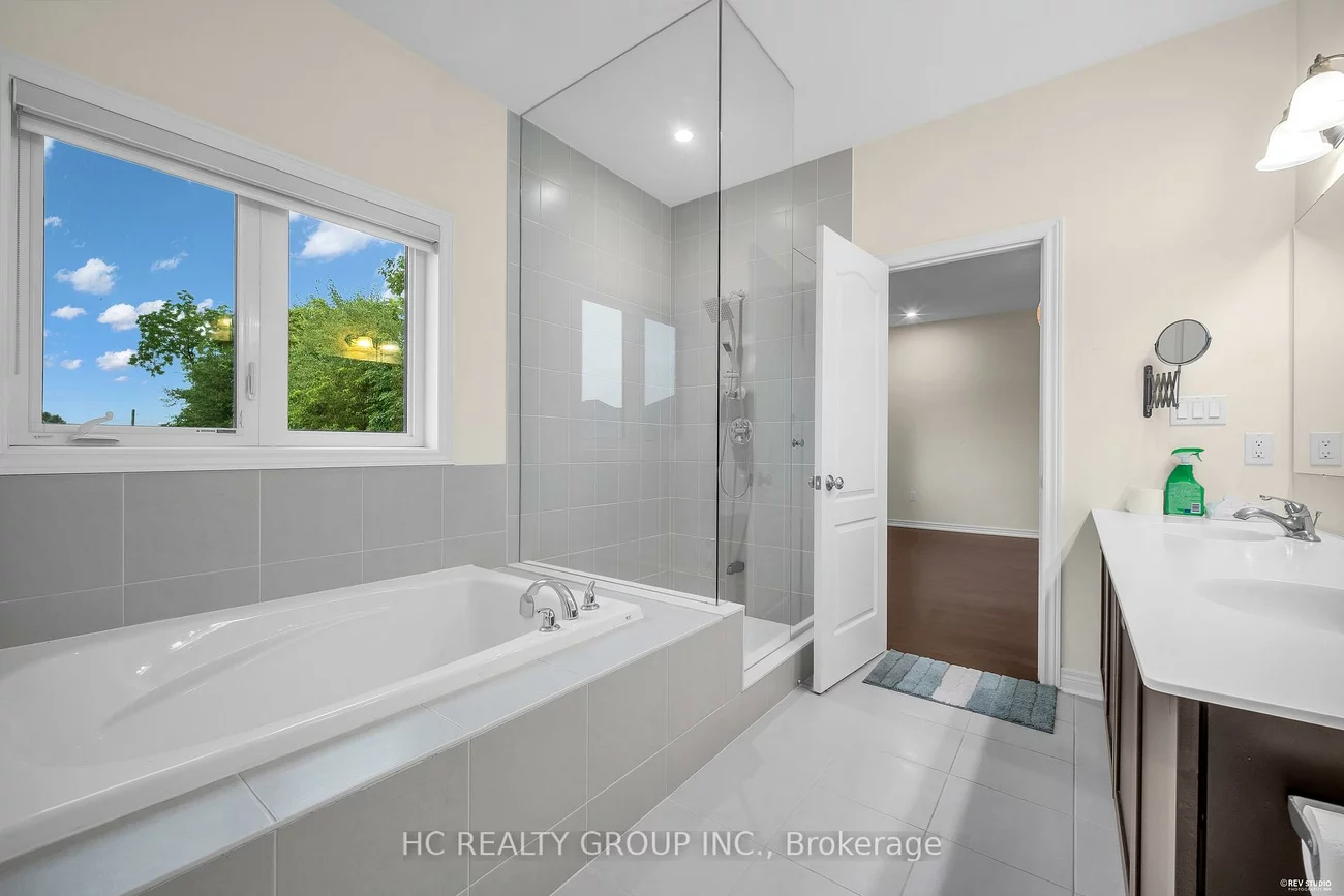 233, Butternut Ridge, Aurora Estates, Aurora