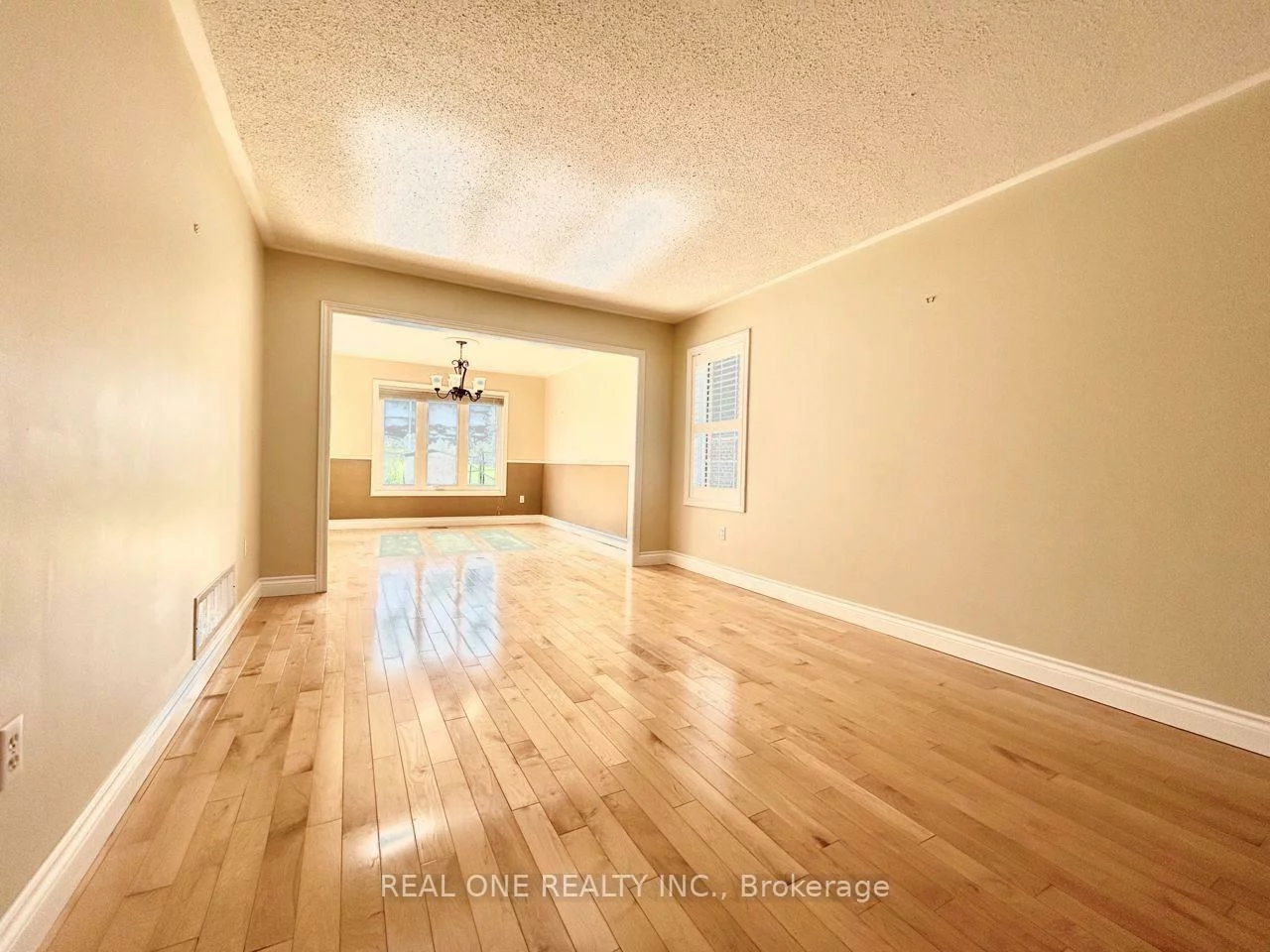 48, Primeau, Aurora Grove, Aurora