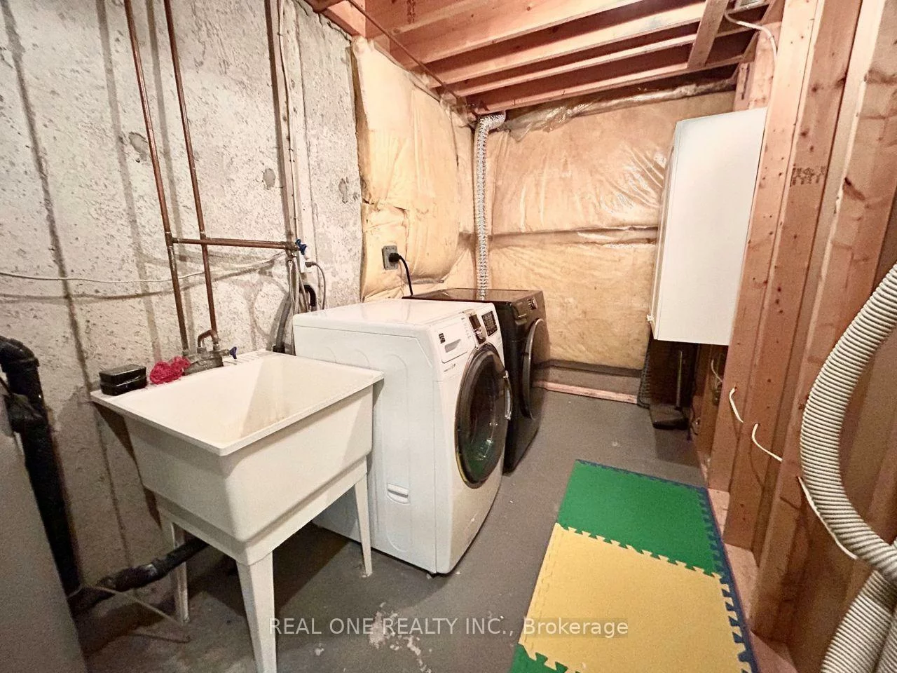 48, Primeau, Aurora Grove, Aurora