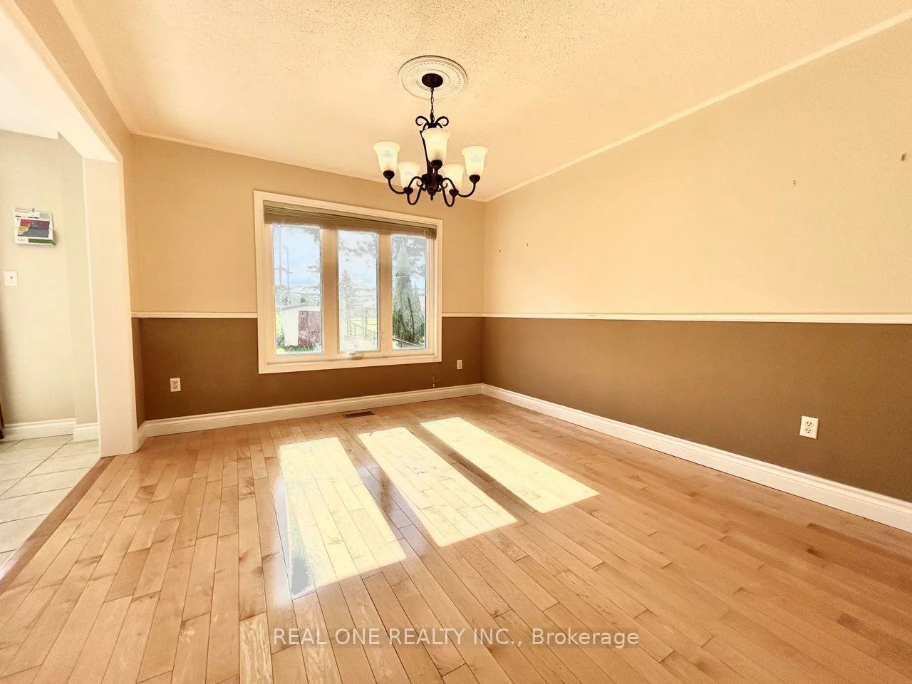 48, Primeau, Aurora Grove, Aurora