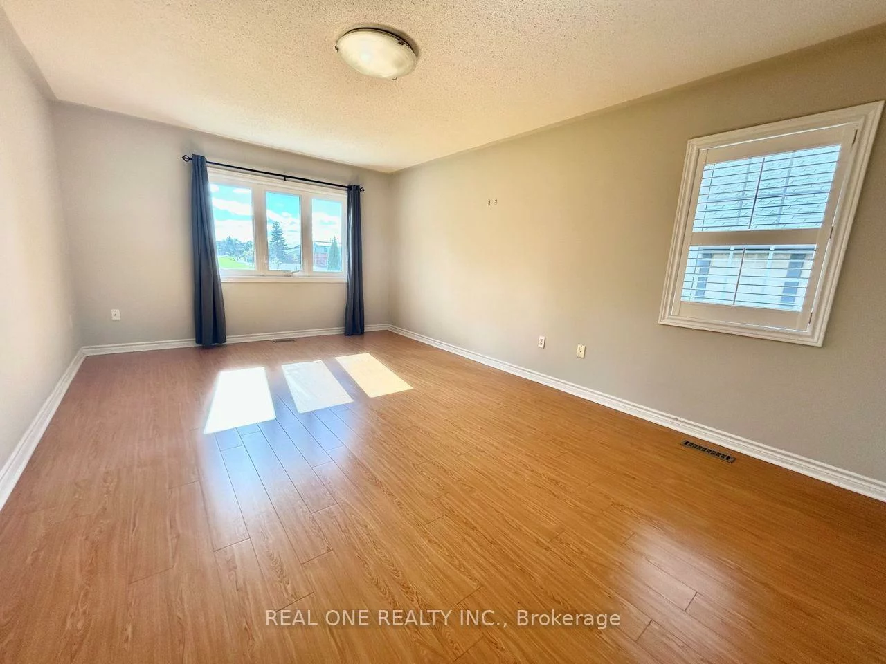 48, Primeau, Aurora Grove, Aurora