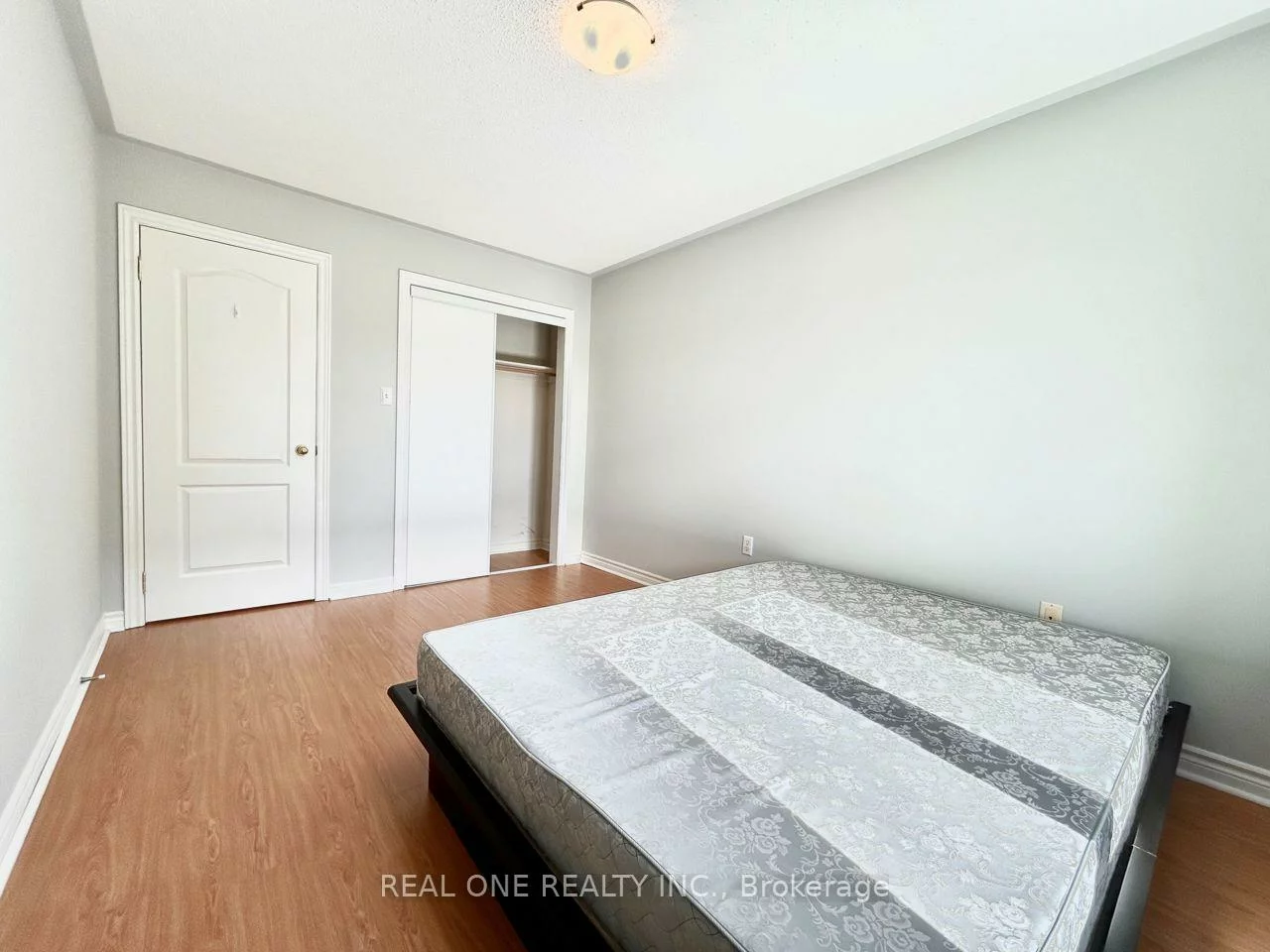 48, Primeau, Aurora Grove, Aurora