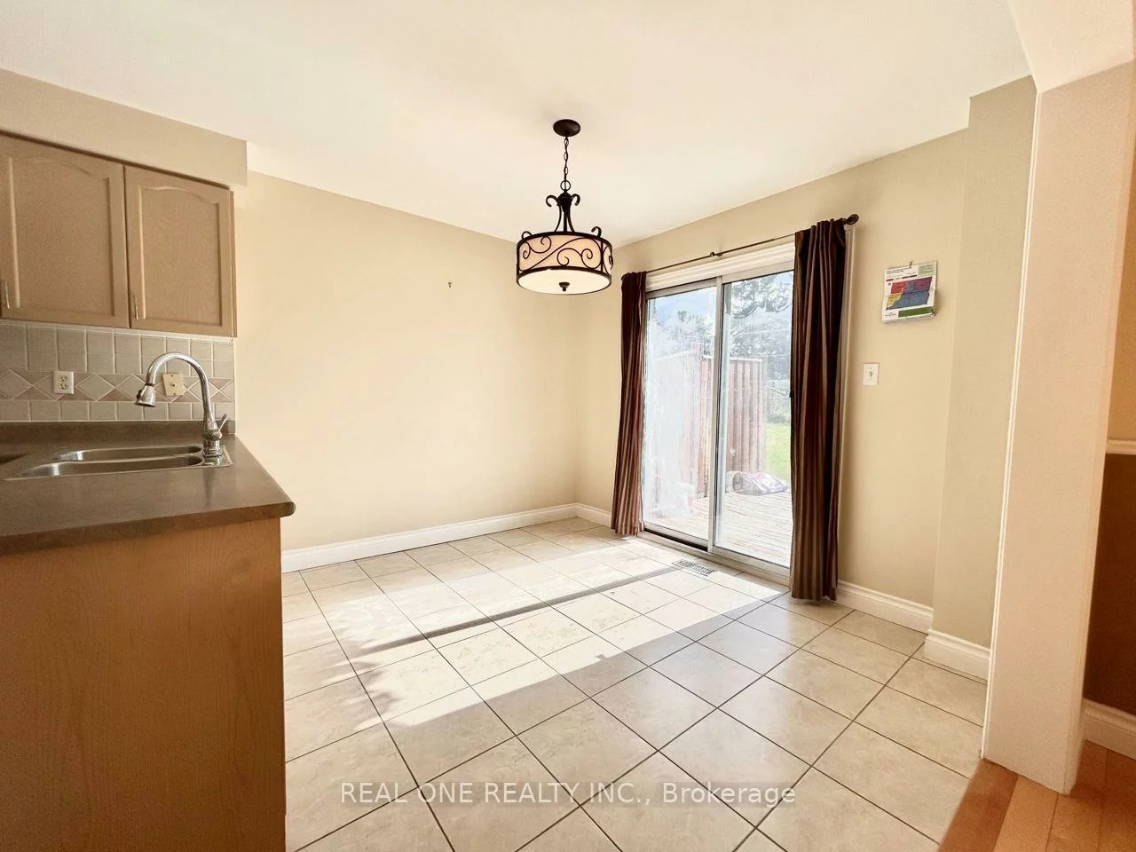 48, Primeau, Aurora Grove, Aurora