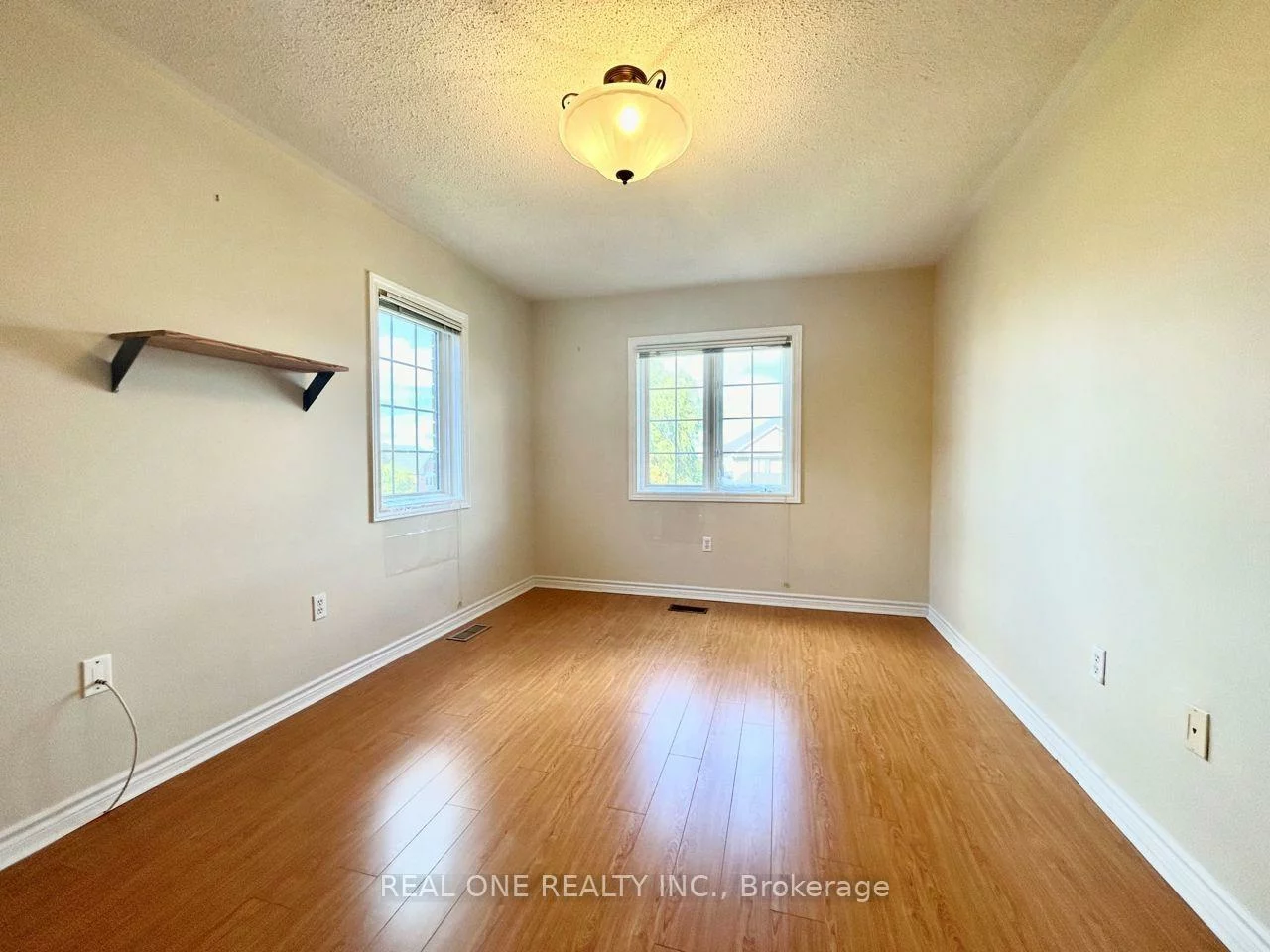 48, Primeau, Aurora Grove, Aurora
