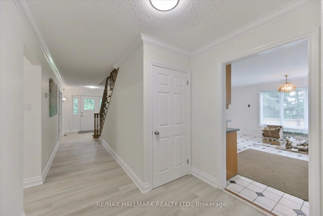 13918, Leslie, Bayview Southeast, Aurora