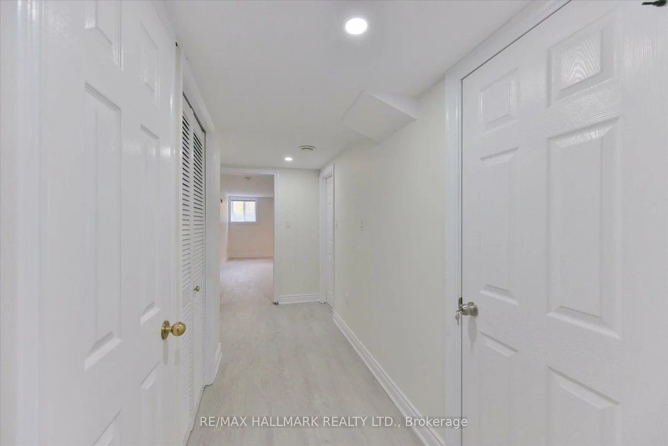 13918, Leslie, Bayview Southeast, Aurora