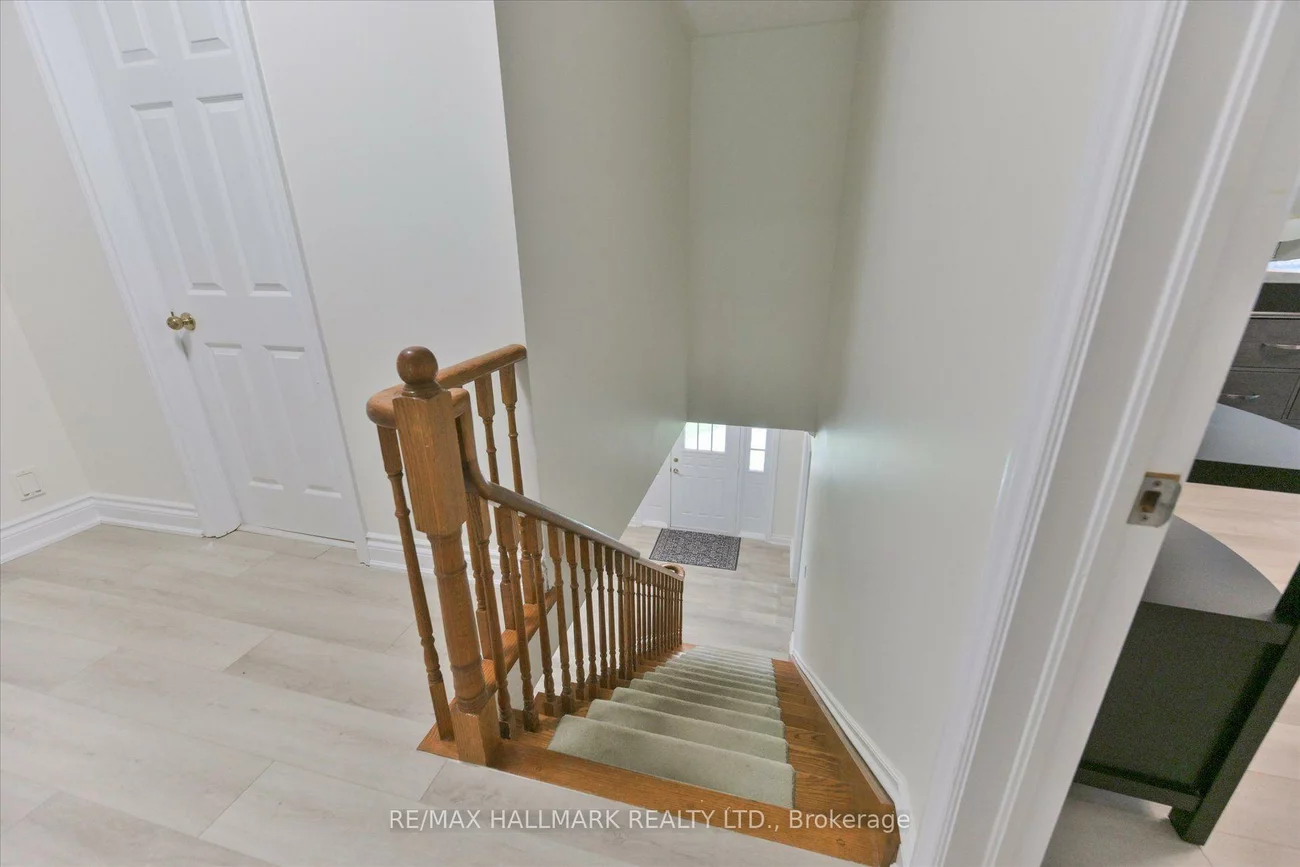 13918, Leslie, Bayview Southeast, Aurora