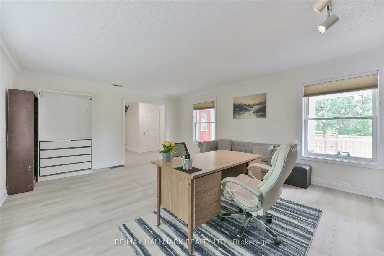 13918, Leslie, Bayview Southeast, Aurora