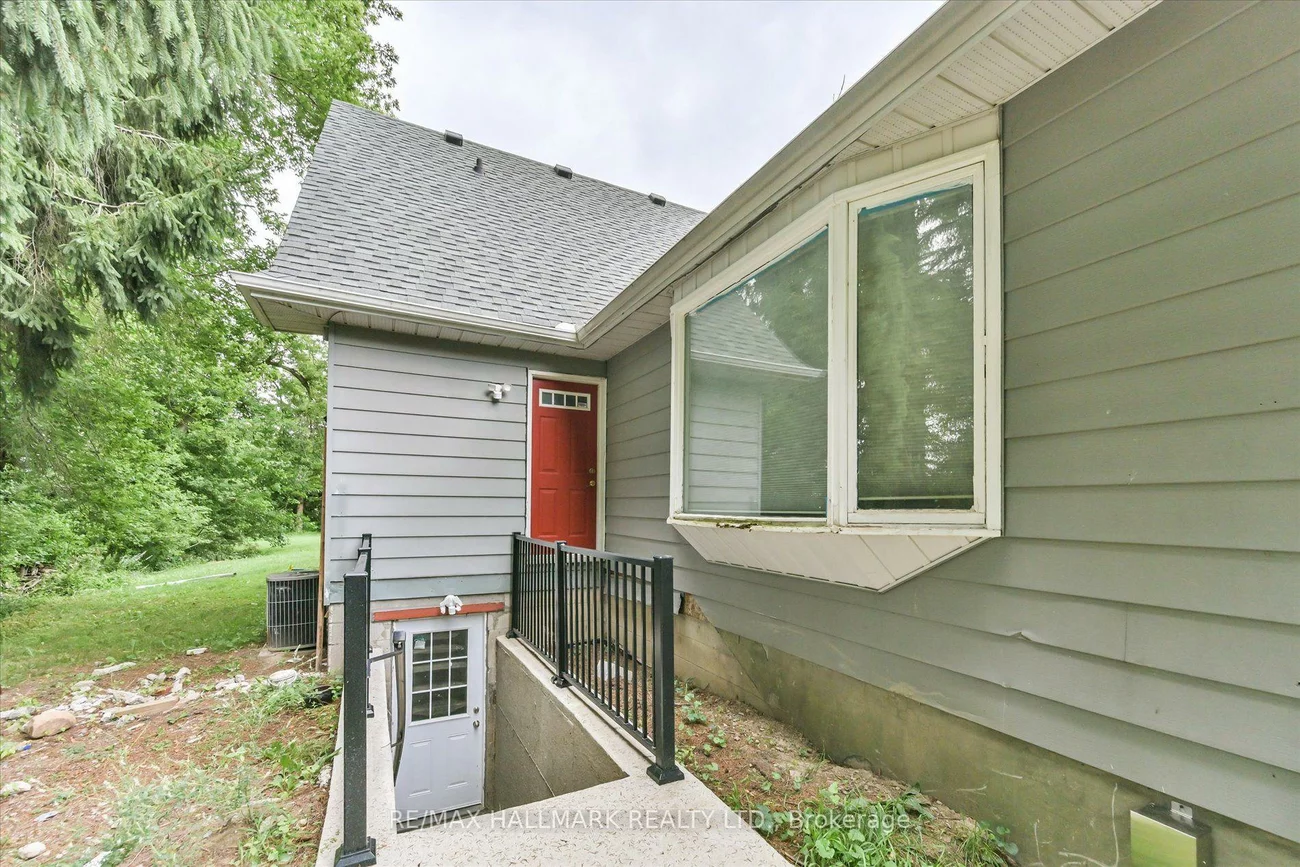 13918, Leslie, Bayview Southeast, Aurora