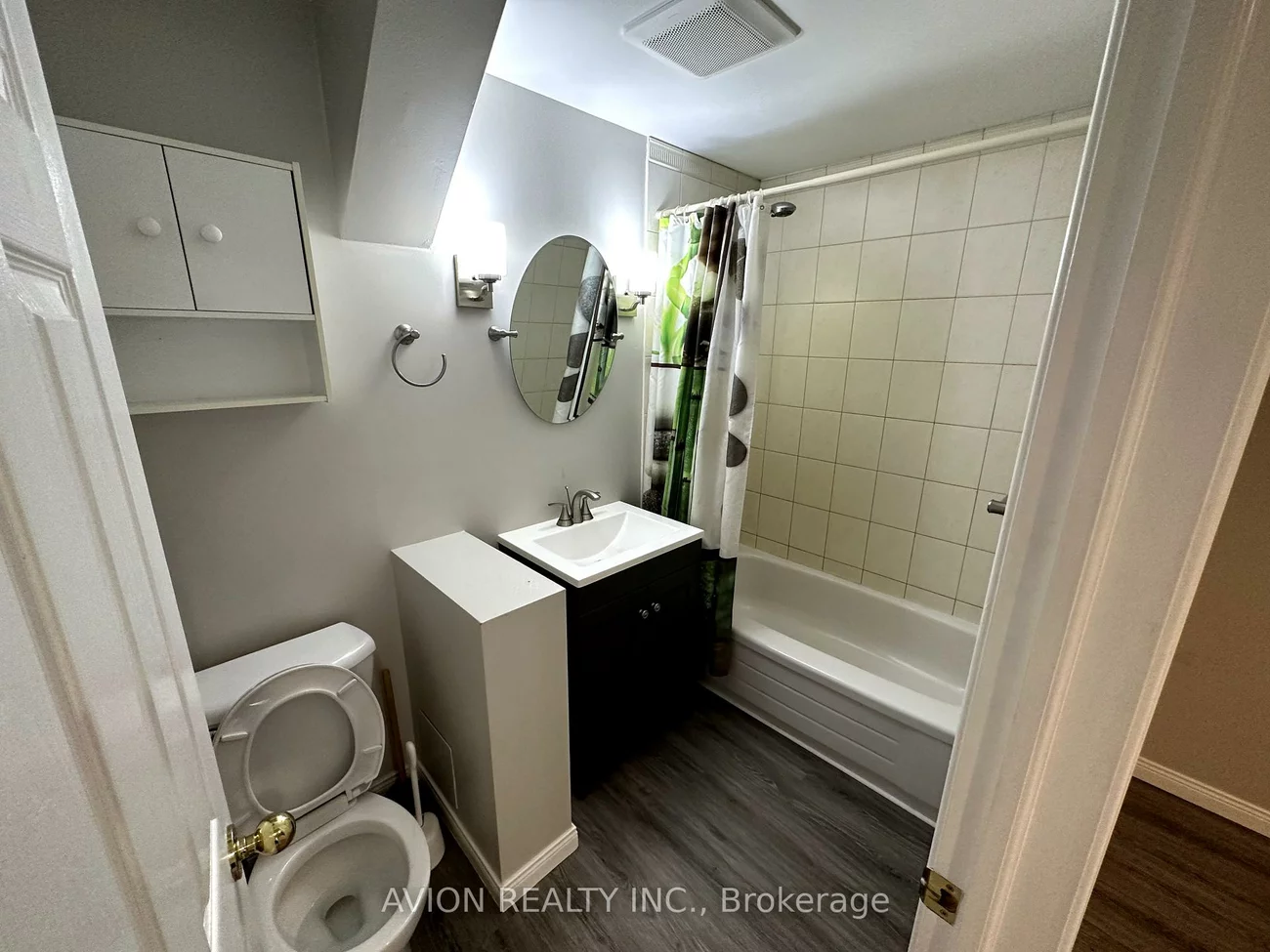 38, Rush, Bayview Wellington, Aurora