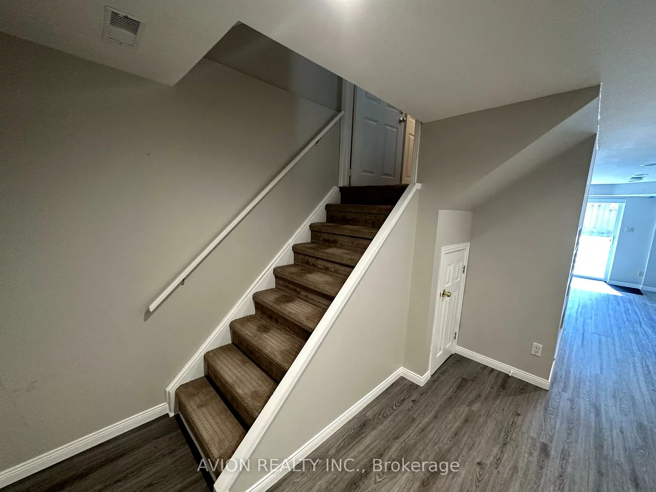 38, Rush, Bayview Wellington, Aurora